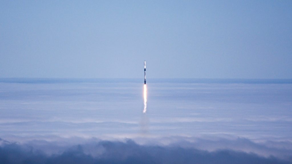 SpaceX officially prices shares at 5 in the largest IPO ever SpaceX officially prices shares at 5 in the largest IPO ever